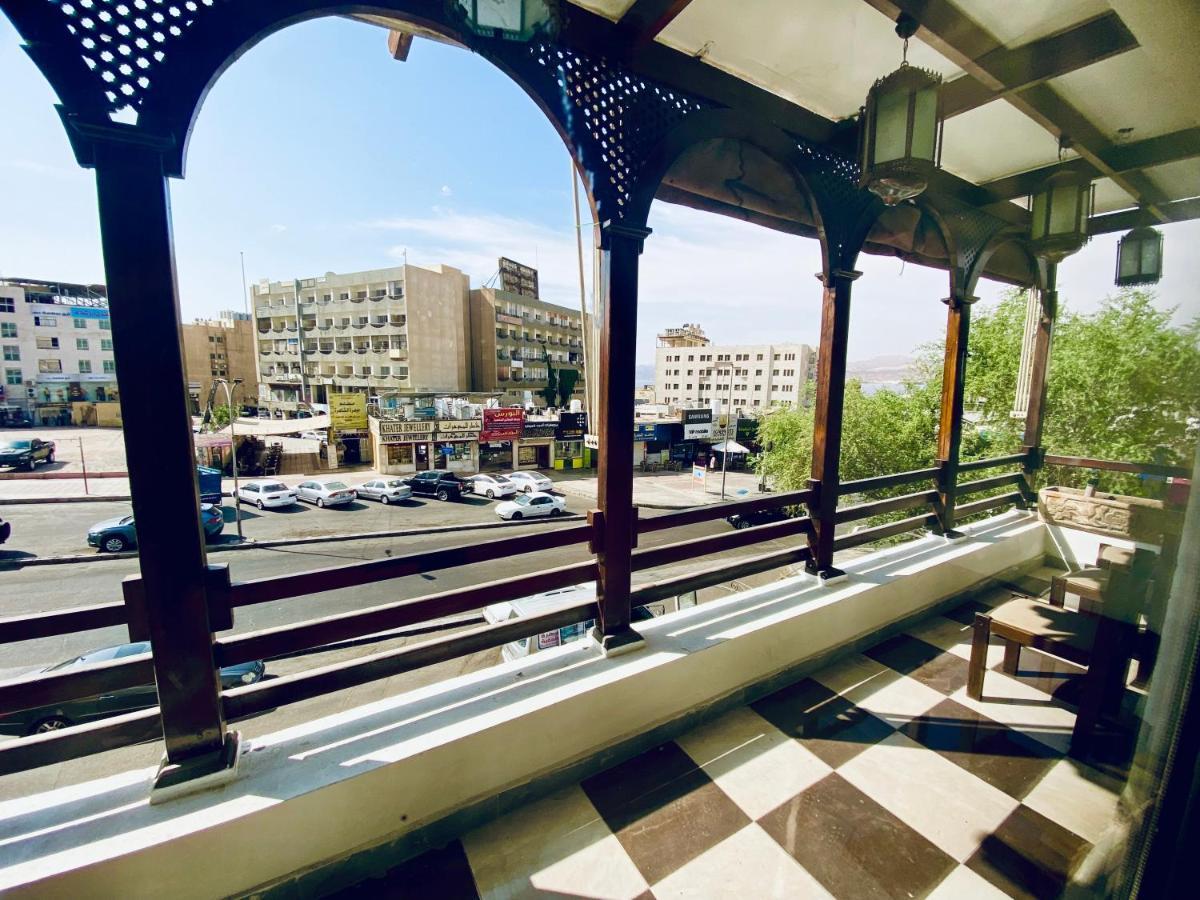بيت شباب Friends Oasis العقبة المظهر الخارجي الصورة
